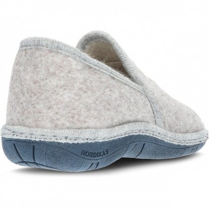 CHAUSSONS MAISON DE MARQUE NORDIKAS AVEC RÉFÉRENCE 1825 BEIGE