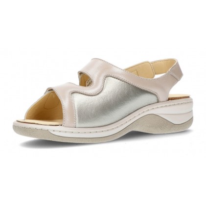 DTORRES JULIA 2021 GOLD